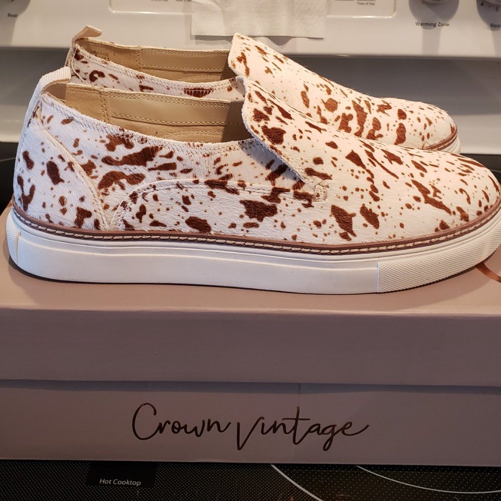 Crown Vintage Cowhide Sneakers Size 9.5